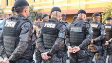 O peso da farda fora do quartel - imagem: Divulgação / Polícia Militar