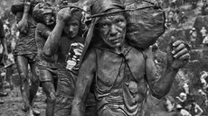 Mina de Ouro de Serra Pelada, Brasil, 1986 - Imagem: Sebastião Salgado
