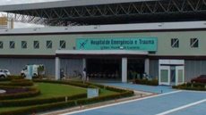 Homem vai parar no hospital com objeto de quase 1 metro introduzido no ânus - Imagem: Reprodução/Metrópoles
