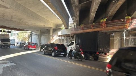 A via foi fechada na madrugada deste sábado (19), das 0h30 às 4h - Imagem: Divulgação / CCR RioSP