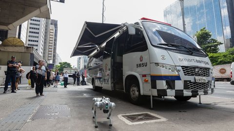 São Paulo amplia o patrulhamento na Paulista com IA, drones e cão-robô. - Imagem: Divulgação / Ciete Silvério / SECOM