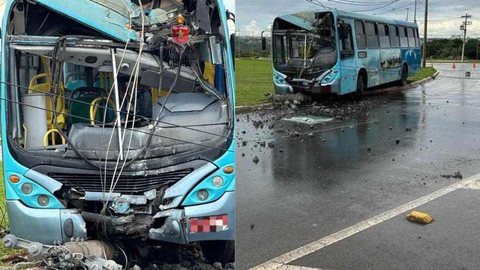 Ônibus colide em poste de energia e deixa motorista ferido - Imagem: Reprodução/ CBMDF
