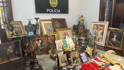 Um decorador, prestador de serviços para paróquias, é considerado o principal suspeito - Imagem: Reprodução / TV Globo / Laura Cassano