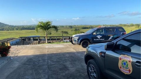 Operação investiga grupo criminoso suspeito de desviar R$ 1,4 bilhão de cofres públicos - Imagem: Divulgação / PF
