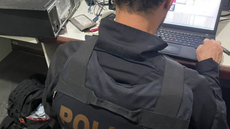 Agentes apreenderam dispositivos durante ação - Imagem: Reprodução | Polícia Federal