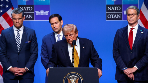 Presidente dos EUA confirmou ataque à Ilha de Kharg, principal terminal de exportação de petróleo iraniano, e disse ter ordenado que as forças norte-americanas não atingissem a infraestrutura petrolífera - Imagem: Reprodução