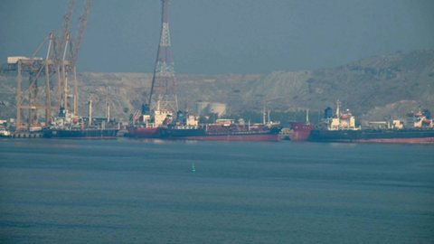 EUA e Irã trocam ataques e elevam risco de ruptura no cessar-fogo - Imagem: Reprodução