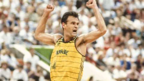 Homenagem de Pedro Bial à Oscar Schmidt emociona as redes - Imagem: Reprodução