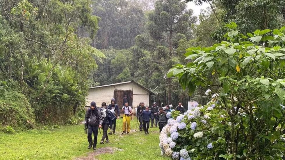 32 vidas em risco em condições adversas - Imagem: Divulgação / Corpo de Bombeiros