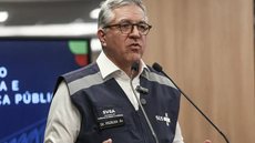 Alterações visuais e outros sintomas podem demorar até 24 horas para aparecer após a ingestão de metanol - Imagem: Reprodução / José Cruz / Agência Brasil