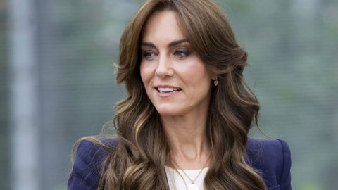 Pais de Kate Middleton estão afundados em dívidas; afirma fonte próxima - Imagem: reprodução Twitter