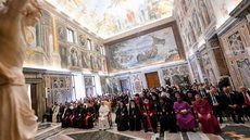 Pontífice defendeu que a fé, ao lado da compaixão e cooperação são instrumentos essenciais contra os problemas do mundo moderno - Imagem: Reprodução / Instagram / @pontifex