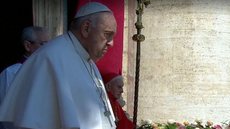 O Papa Francisco autorizou que no próximo Síndono dos Bispos as mulheres tenham direito à votação. - Imagem: reprodução I TV Globo