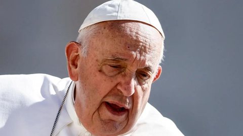 HISTÓRICO: Papa Francisco fala, pela 1ª vez, sobre benção da Igreja Católica a casais homoafetivos - Imagem: reprodução Twitter