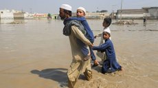 Vítimas de inundações no Paquistão aumentam com mais 57 mortes - Imagem: reprodução grupo bom dia