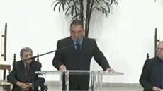 Pastor vira alvo de revolta após relatar agressões ao filho em culto - Imagem: Reprodução/Redes Sociais