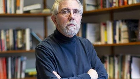 Paul Krugman afirmou que o tarifaço imposto pelos Estados Unidos dificilmente atingirá seus objetivos e voltou a elogiar o Pix como exemplo de inovação financeira. - Imagem: Reproduyção / El País