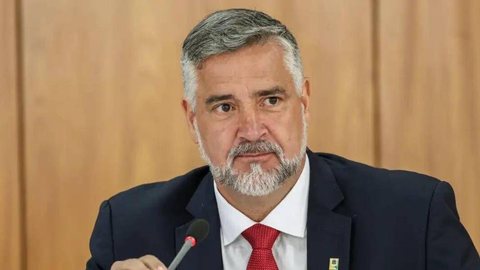 Paulo Pimenta defendeu CPI e CPMI para investigar o Banco Master após nova operação da Polícia Federal. - Imagem: Fabio Rodrigues-Pozzebom / Agência Brasil