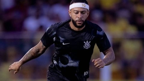 Dorival Júnior enfatiza que a culpa pela derrota é coletiva e que buscará entender a situação com Memphis Depay internamente - Imagem: Instagram/ @corinthians/ Rodrigo Coca