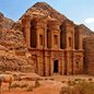 Petra, Jordânia. - Imagem: Reprodução | Portal britannica