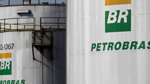Desde dezembro de 2022, a Petrobras já reduziu mais de R$ 1 no preço do diesel, totalizando uma queda de 23,6% no período - Imagem: Reprodução / Arquivo /  Agência Brasil