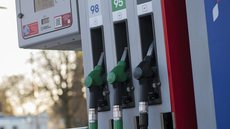 Apesar da redução o consumidor final sentiu apenas uma queda de 3,18% no preço do diesel nos últimos meses - Imagem: Reprodução / Pixabay