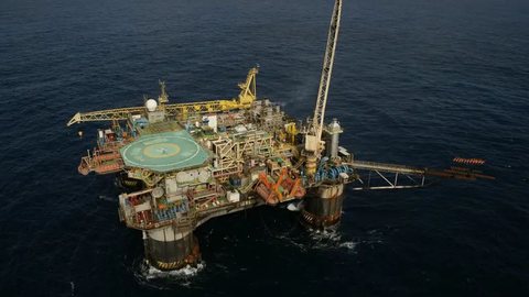 A estabilidade institucional e a qualidade do pré-sal tornam o Brasil uma opção atraente para compradores globais - Imagem: Reprodução/Agência Brasil