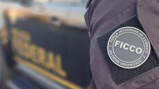 No total estão sendo cumpridos cinco mandados de busca e apreensão, além de quatro mandados de prisão - Imagem: Divulgação / Polícia Federal