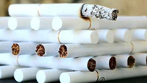 PF prende grupo suspeito de vender cigarros falsificados e explorar o trabalho escravo - Imagem: Reprodução / Pixabay