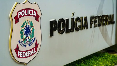 Inscrições para o concurso da Polícia Federal vão até 21 de maio, com 192 vagas para níveis médio e superior - Imagem: Reprodução / Rafa Neddermeyer / Agência Brasil