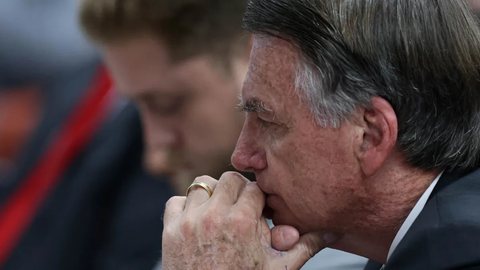 Bolsonaro enfrenta restrições severas, incluindo recolhimento domiciliar noturno e proibição de redes sociais - Imagem: Gustavo Moreno/STF