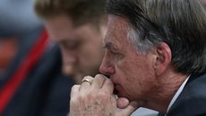 Bolsonaro enfrenta restrições severas, incluindo recolhimento domiciliar noturno e proibição de redes sociais - Imagem: Gustavo Moreno/STF