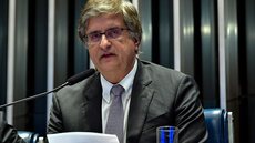 Defesas argumentam falta de provas concretas, enquanto PGR apresenta evidências de uma 'Abin paralela' em ação - Imagem: Reprodução / Waldemir Barreto / Agência Senado