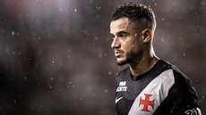 Coutinho comunica desejo de rescindir contrato com o clube carioca - Imagem: Matheus Lima / Vasco