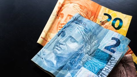 O Produto Interno Bruto (PIB) do Brasil cresceu 3,4% em 2024, alcançando R$ 11,7 trilhões, impulsionado pelos setores de serviços e indústria - Imagem: Reprodução/Freepik