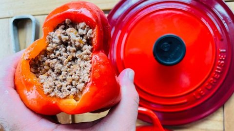 Conheça a melhor receita de pimentões recheados com carne e muçarela - Imagem: Divulgação/Chef Luiz Borba