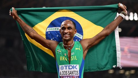 Com essa conquista, Piu se junta a Caio Bonfim, que trouxe a primeira medalha do Brasil no Mundial - Imagem: Reprodução / X / @piuesportes