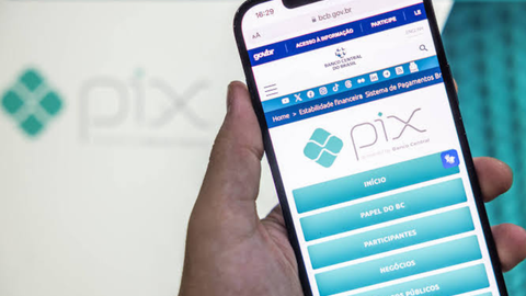 Usuários do Pix por aproximação agora podem visualizar saldo disponível e limite de movimentação antes de concluir pagamentos, mediante autorização no Open Finance - Imagem: Reprodução