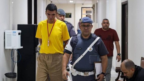 Durante a abordagem, outros doze policiais foram afastados e um procedimento disciplinar está em andamento - Imagem: Reprodução / X / @camarotedacpi