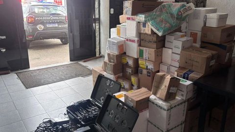Ação foi desencadeada após o sistema de monitoramento identificar uma van suspeita, associada a um roubo ocorrido em São José dos Campos - imagem: Divulgação / Polícia Militar