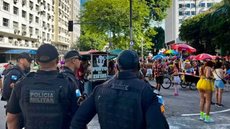 A falta de conhecimento histórico e a narrativa negativa prejudicam a construção de uma identidade nacional forte no Brasil. - Imagem: Reprodução |  X @PMERJ