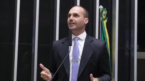 No serviço público, o processo de demissão por abandono segue ritos específicos, mas a defesa do servidor é sempre garantida - Imagem: Reprodução/Bruno Spada/Câmara dos Deputados