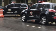 Proprietário do imóvel também foi detido, com ligações aos criminosos e antecedentes criminais registrados - Imagem: Reprodução/Redes Sociais