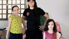 Izadora Alves de Faria e as filhas, Maria Alice e Lavínia - Imagem: divulgação/Policia Militar