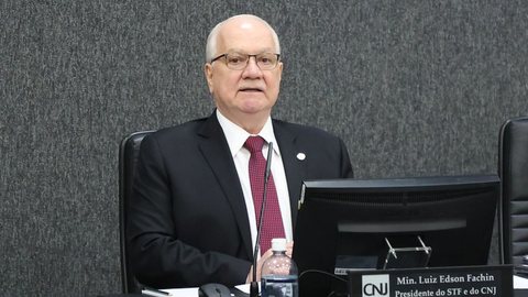 A proposta proíbe folhas suplementares e estabelece fiscalização rigorosa, alinhando-se às decisões do STF sobre limites salariais - Imagem: Reprodução/ Luiz Silveira/CNJ