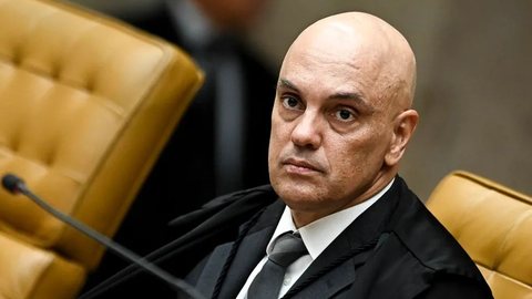 Alexandre de Moraes já ocupou a presidência do STF anteriormente, demonstrando experiência em liderar a Corte em períodos críticos - Imagem: Reprodução/TON MOLINA/FOTOARENA/ESTADÃO CONTEÚDO
