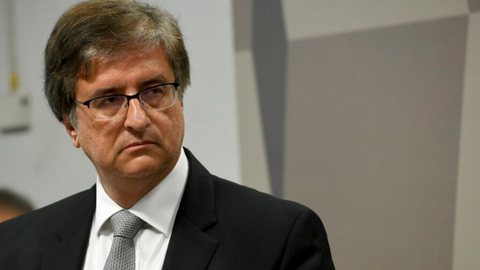 Na nova unidade, Vorcaro terá condições diferenciadas, mas enfrentará isolamento em meio a investigações da Operação Compliance Zero - Imagem: Reprodução/Jefferson Rudy/Agência Senado