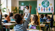 Lula sancionou lei que inclui educação política e direitos da cidadania como componente obrigatório da educação básica - Imagem: Reprodução