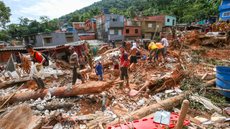 1 mês após tragédia, São Sebastião tem 5 novas áreas de risco com mil casas interditadas - Imagem: reprodução Carta Capital