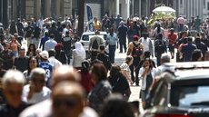 Projeções indicam que a população brasileira deve crescer até 2041, mas reverterá a tendência a partir de 2042 - Imagem: Reprodução / Paulo Pinto / Agência Brasil
